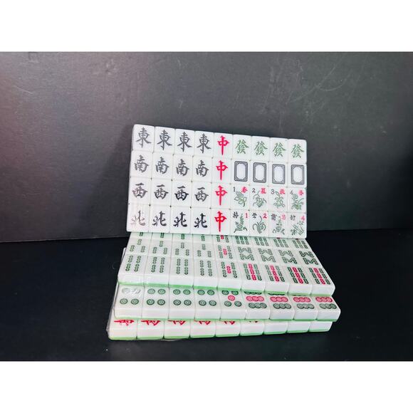 Set Of 144~Mahjong Tiles~Green Backs~Play, Crafts Jewelry Travel 7/8" NEW - Picture 4 of 4